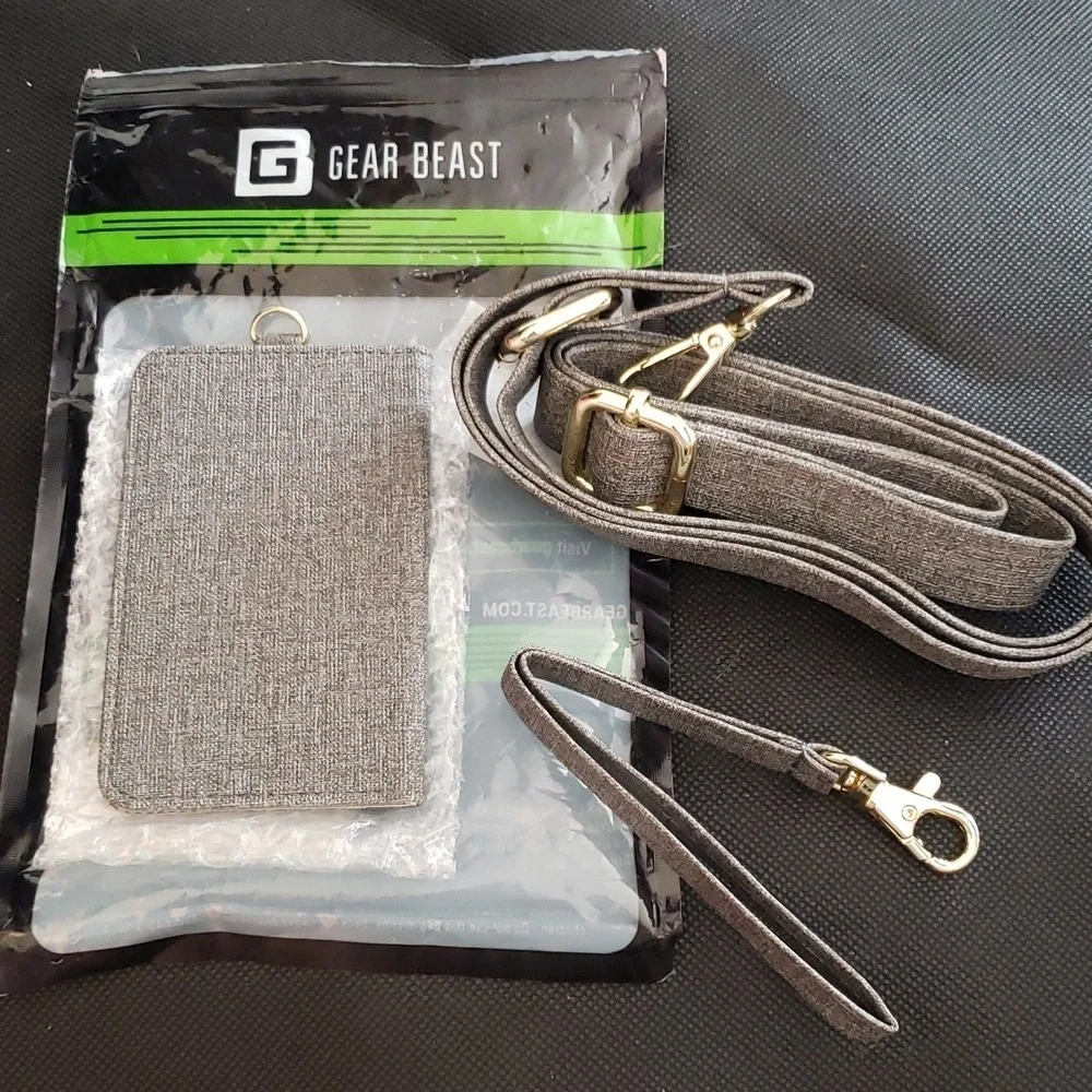 Gear Beast Cell Phone & Credit Card Holder with Crossbody & Wrist Straps in Gray
